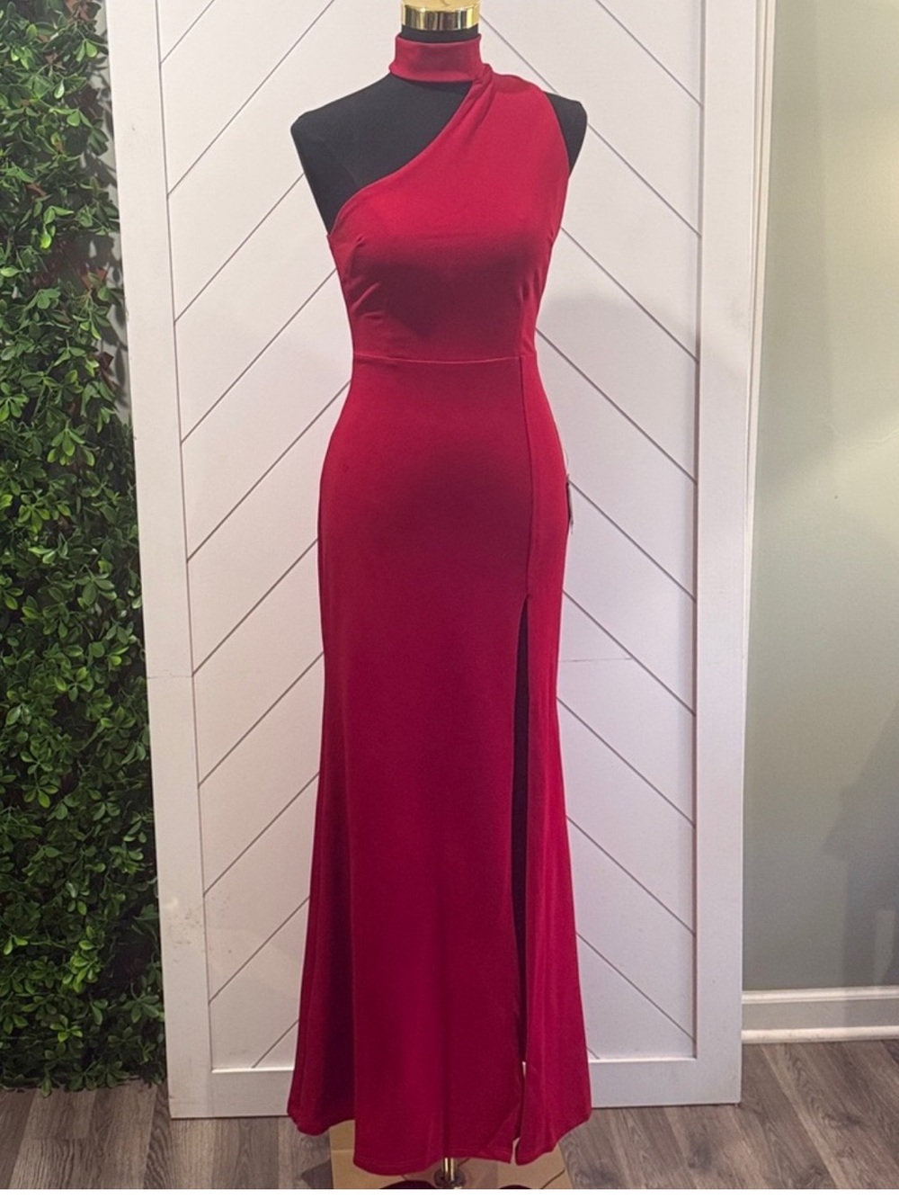 NWT- Keep It Interesting Red Asymmetrical Cutout Halter Dress - Picture 4 of 15